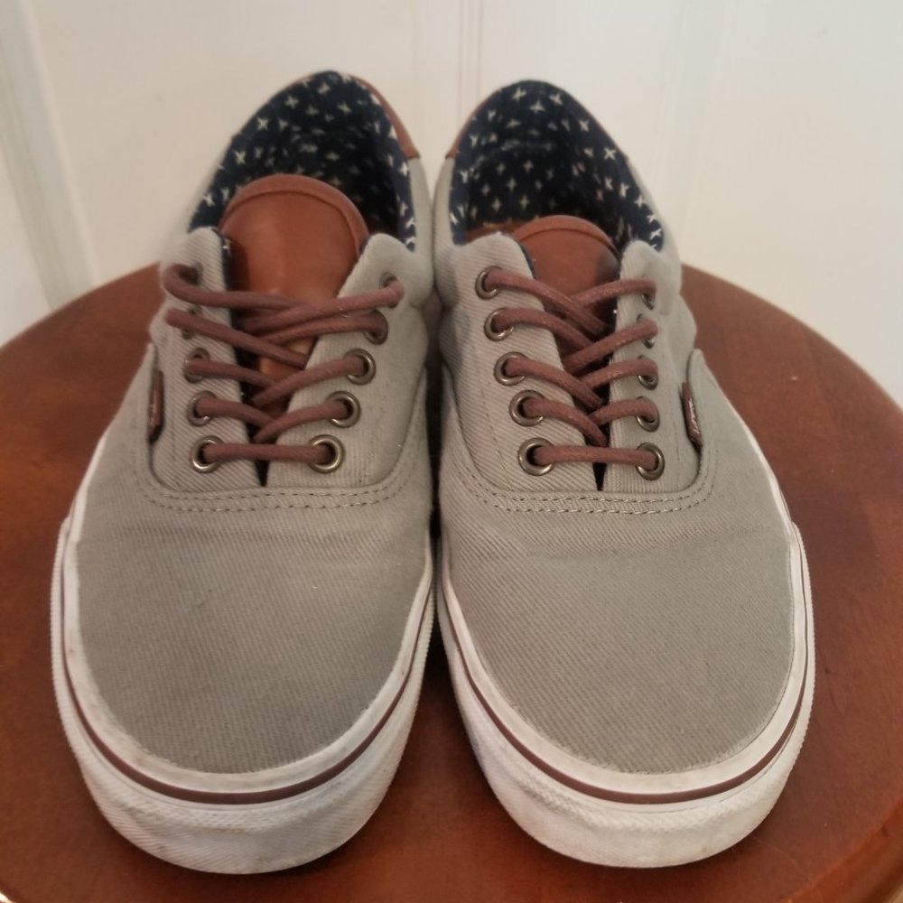 Van's Shoes - Picture 13 of 13
